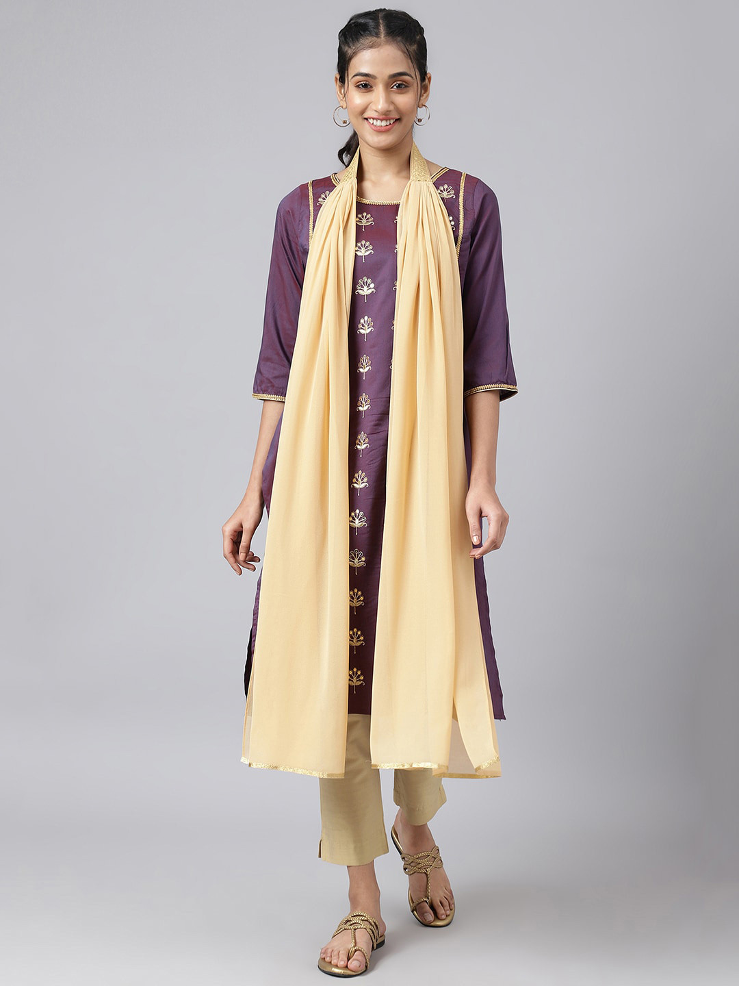 AURELIA Gold-Toned Dupatta Taping Border