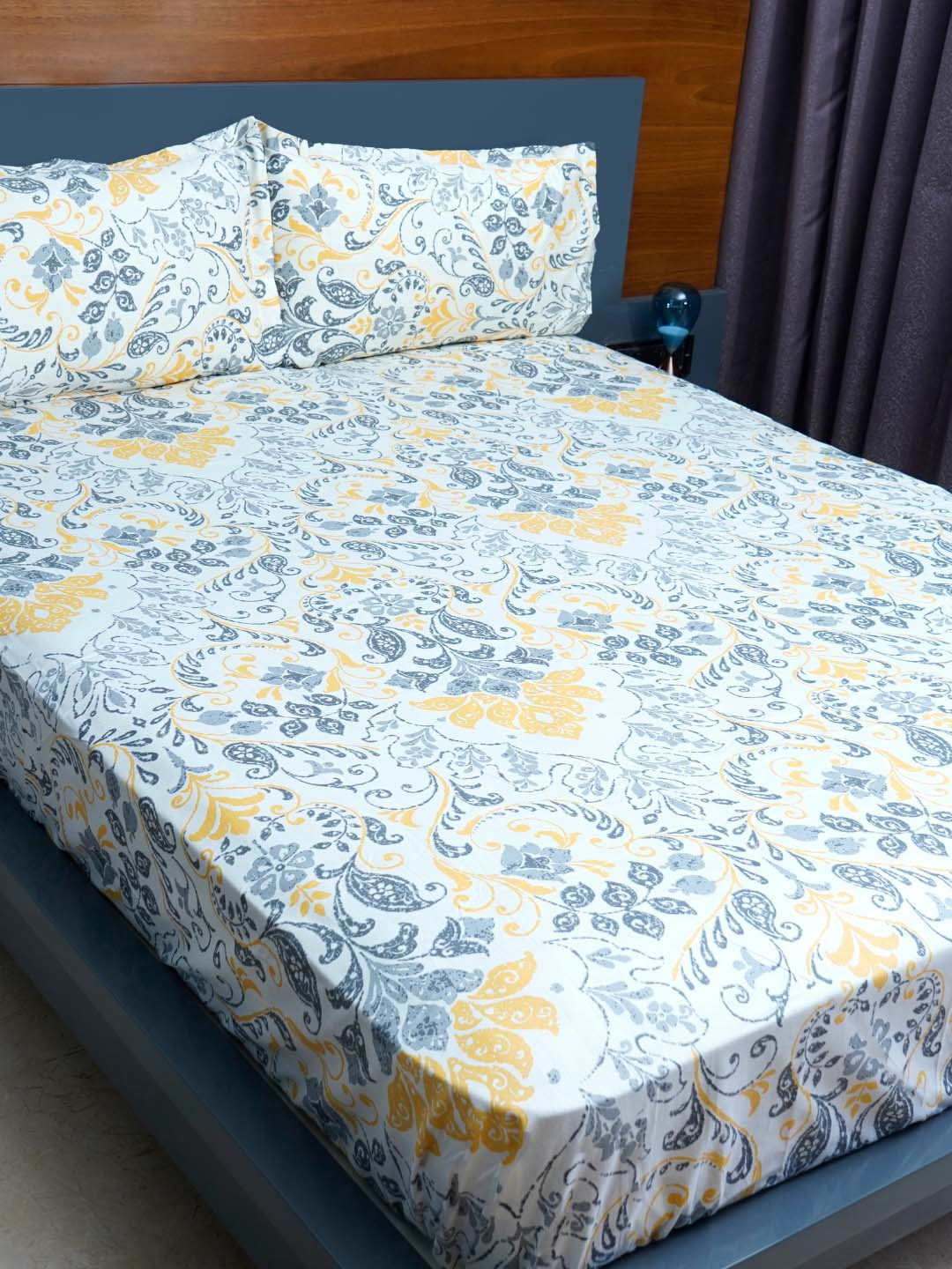 inizio Off White Ethnic Motifs Cotton 240 TC King Fine Bedsheet with 2 Pillow Covers-108 x 108 inches