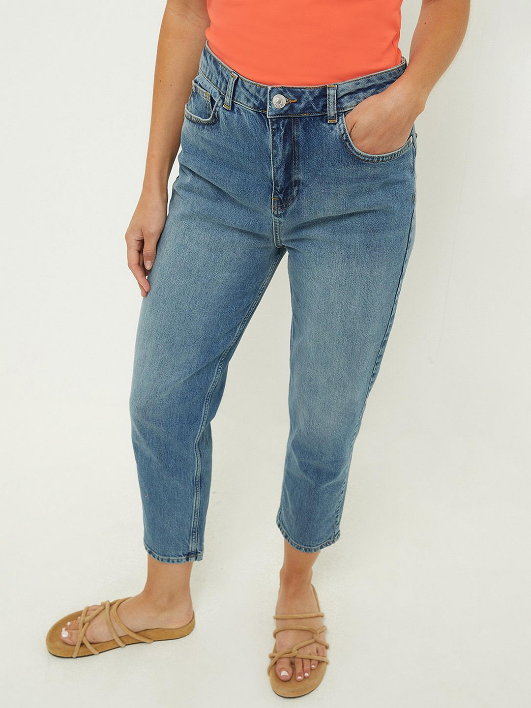 DOROTHY PERKINS Women Cropped Length Mom Fit Jeans