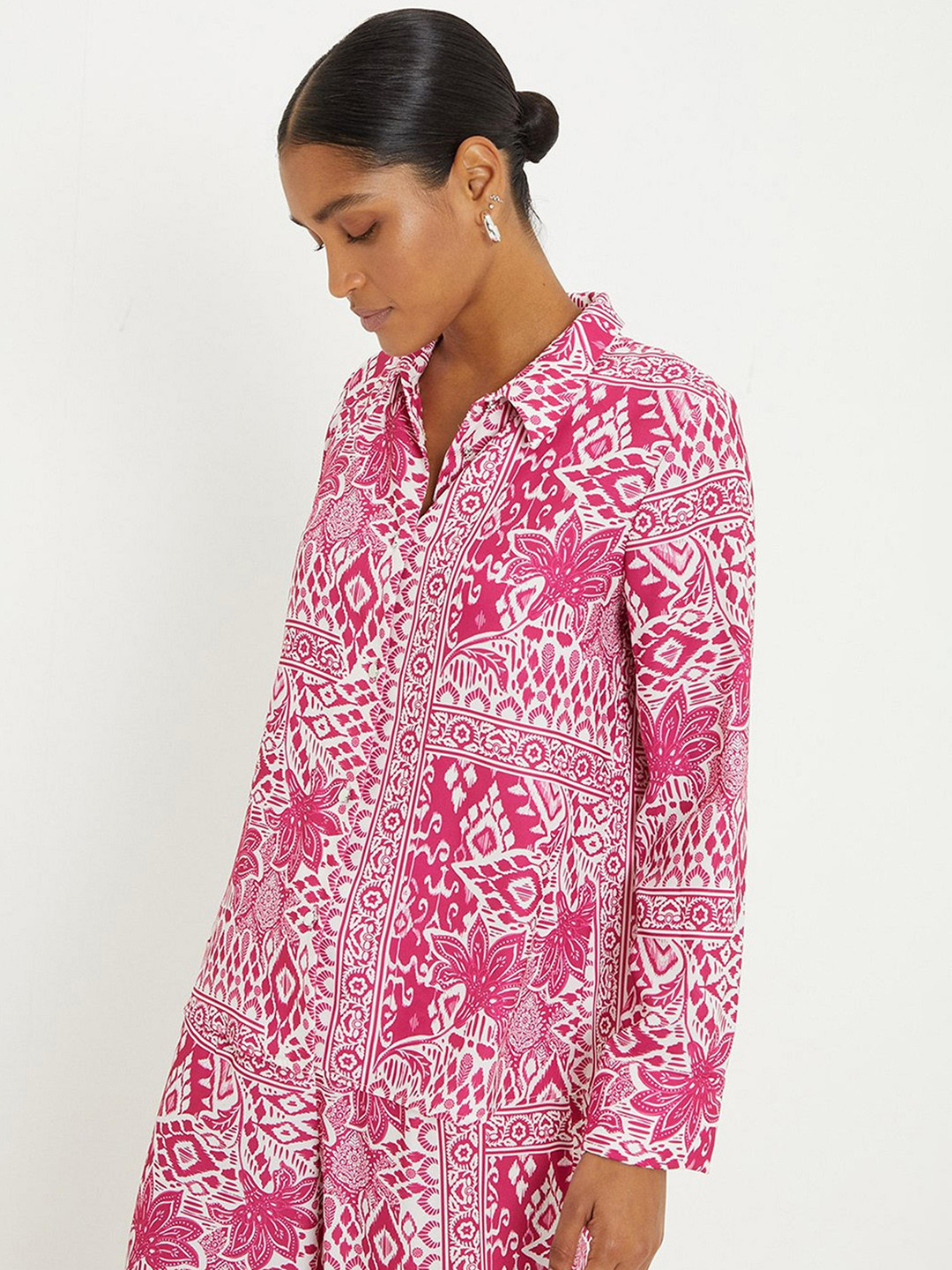 DOROTHY PERKINS Scarf Print Wide Cuff Shirt