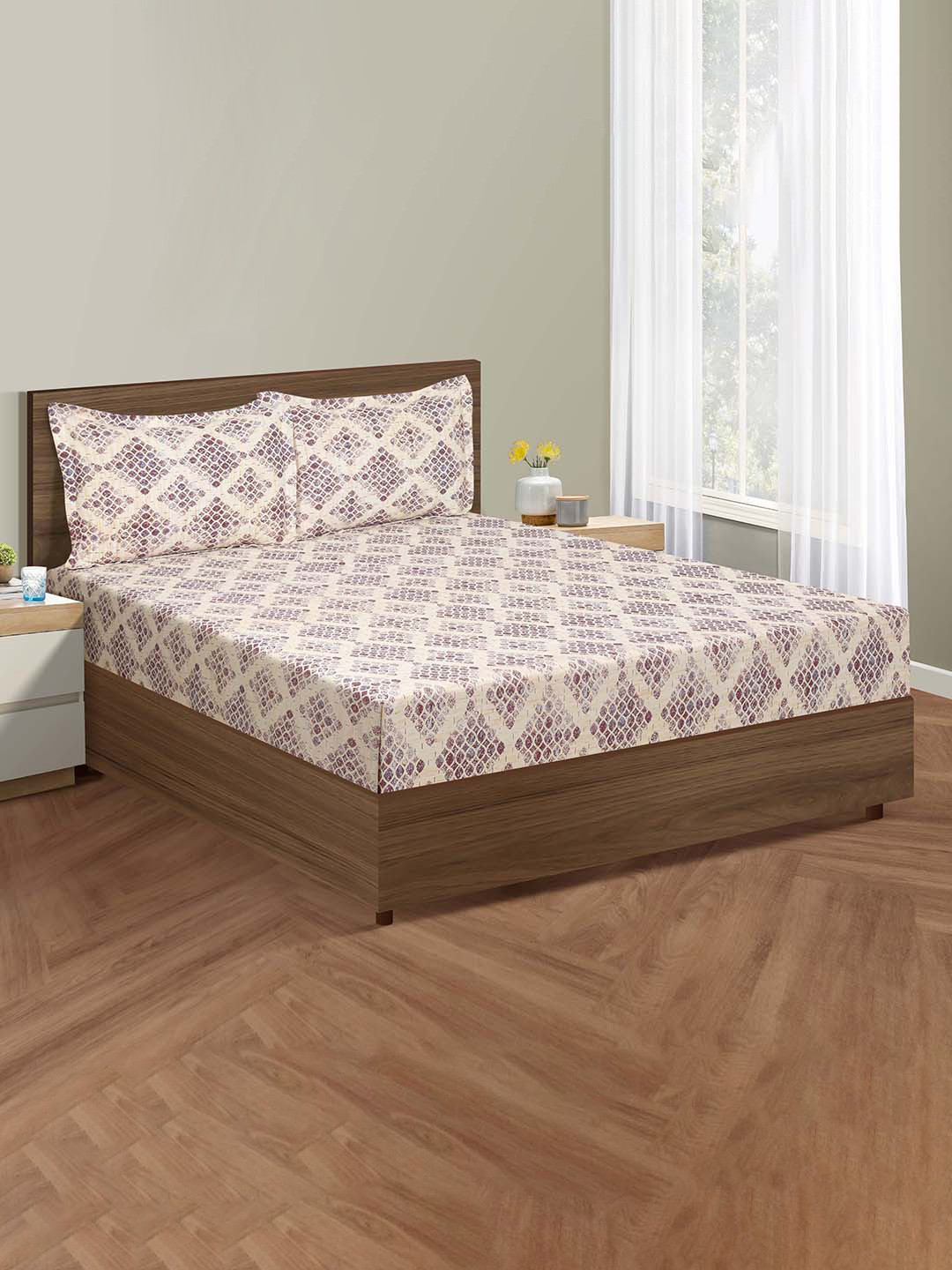 SWAYAM Veda Cream Geometric Cotton 160 TC Queen Bedsheet with 2 Pillow Covers-90 x 108 inches