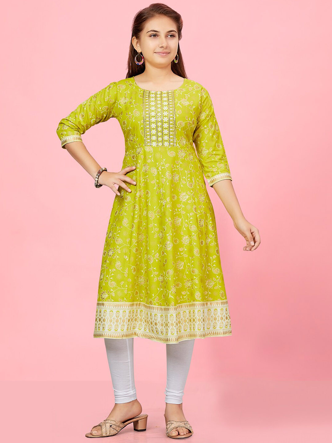 BAESD Girls Ethnic Motifs Printed Sequinned Pure Cotton Kurta With Leggings