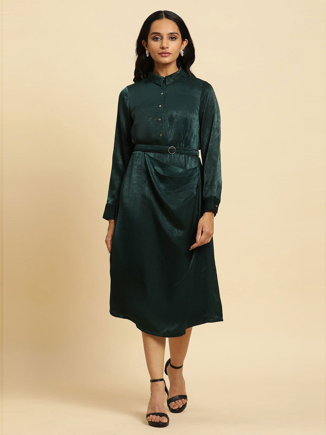 W Spread Collar Pleated A-Line Midi Dress With Belt