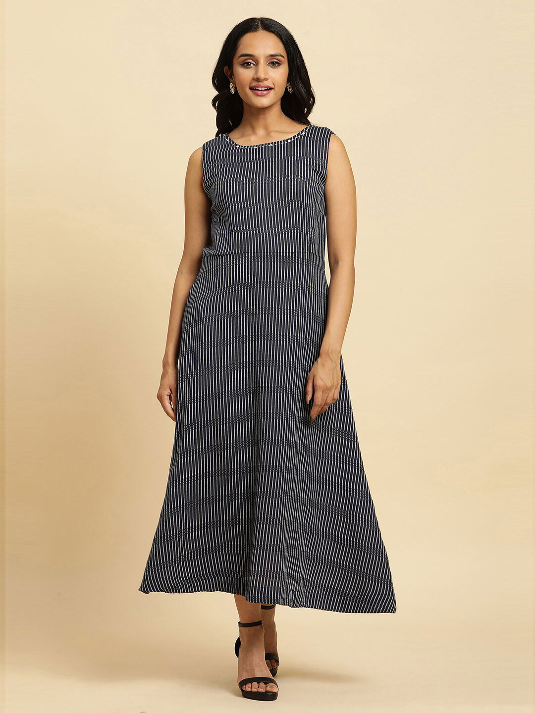 W Self Design Round Neck Pure Cotton Maxi Dress