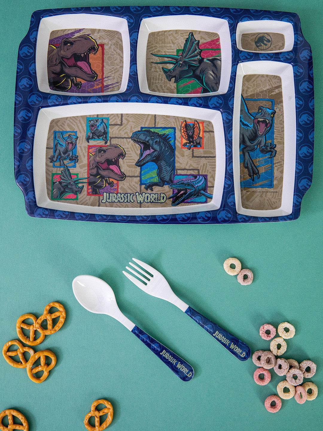 Servewell Jurassic World White Cartoon Characters Melamine Dishwasher Safe 3 Piece Dinner Set