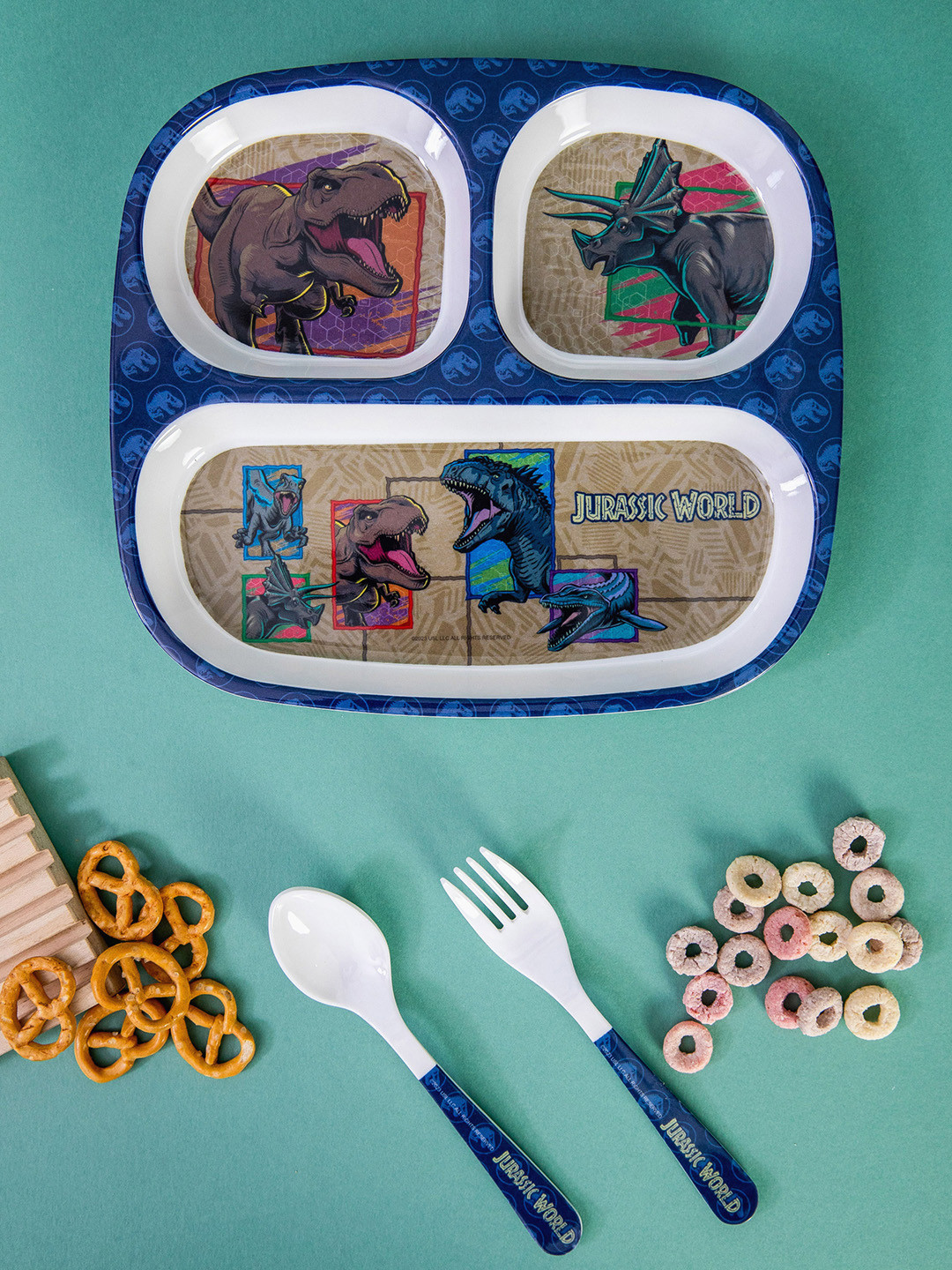 Servewell Jurassic World White Cartoon Characters Melamine Dishwasher Safe 3 Piece Dinner Set