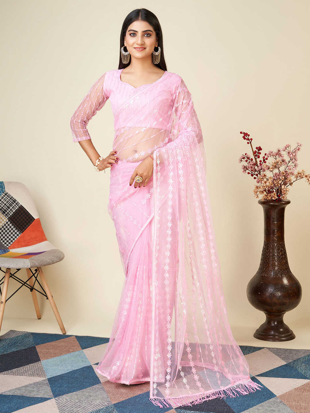 VAIRAGEE Pink Floral Embroidered Net Saree