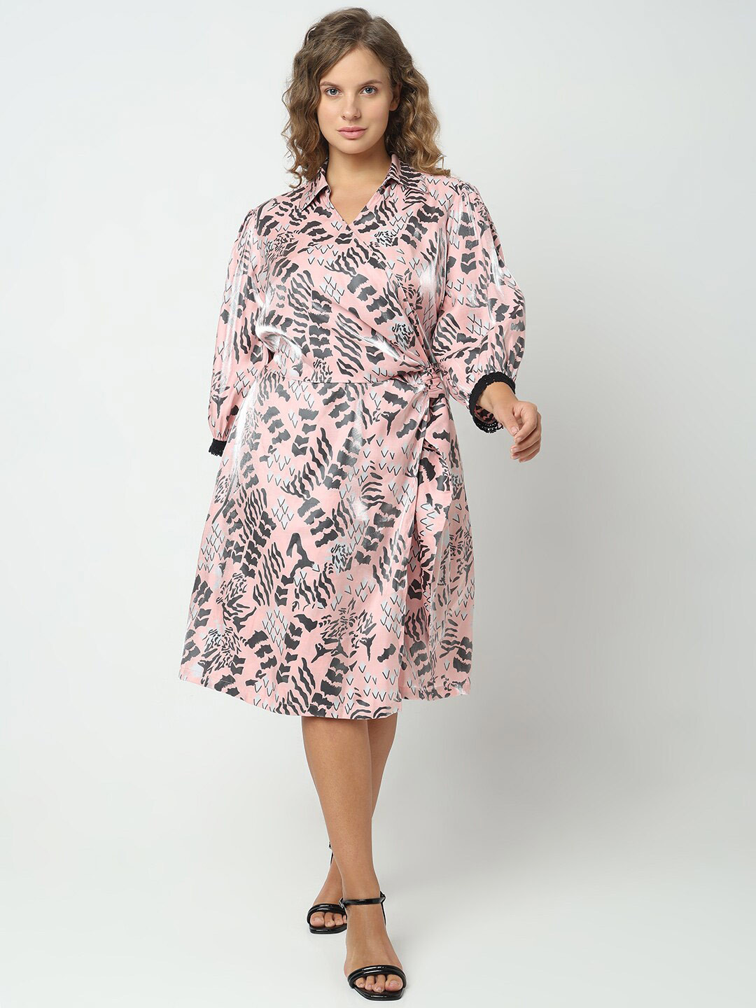 VERO MODA CURVE Abstract Printed Shirt Collar Lace Inserts Wrap Dress