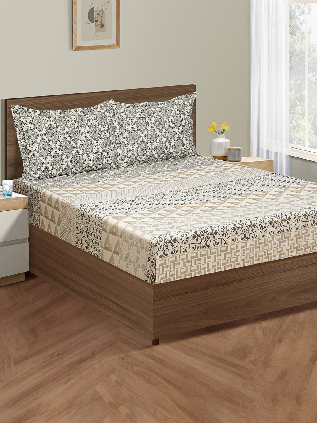 SWAYAM Ananda White Geometric Pure Cotton 210 TC King Fine Bedsheet with 2 Pillow Covers-108 x 108 inches