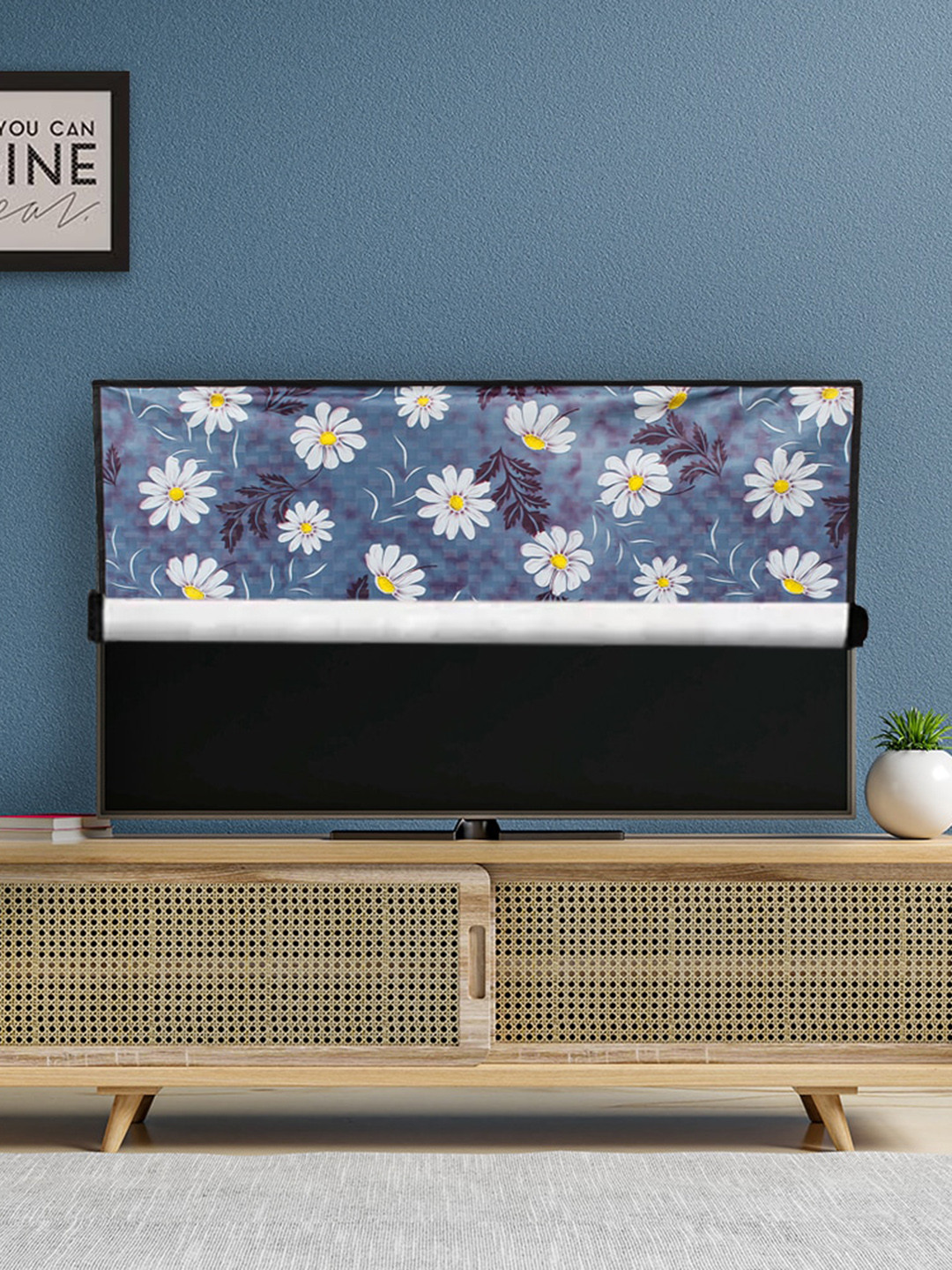 DREAM CARE Transparent & Printed Flap 42 Inch Waterproof LED TV Protector