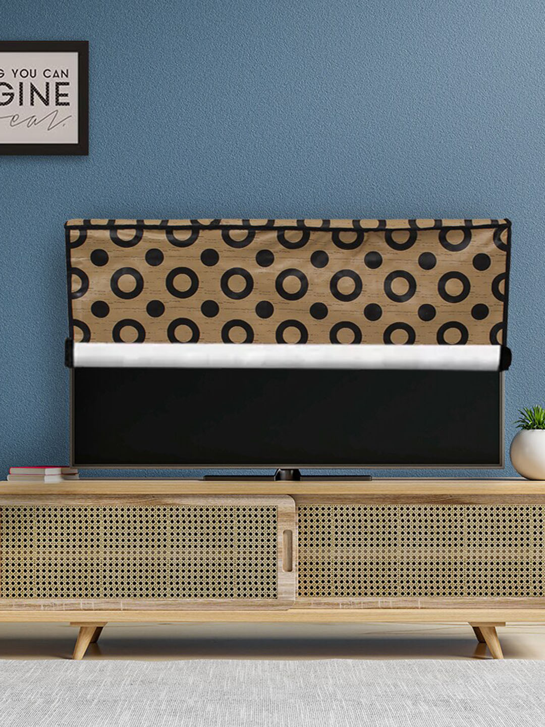 DREAM CARE Yellow & Black Transparent & Printed Flap 26 Inch Waterproof LED TV Protector