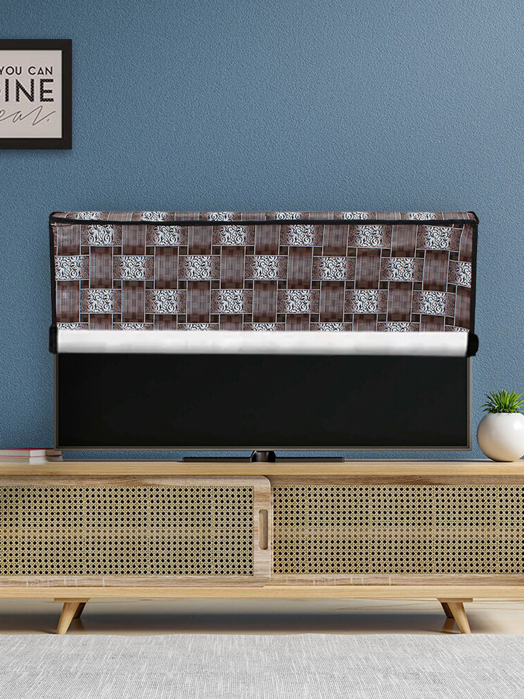 DREAM CARE Brown & White Transparent & Printed Flap 24 Inch Waterproof LED TV Protector