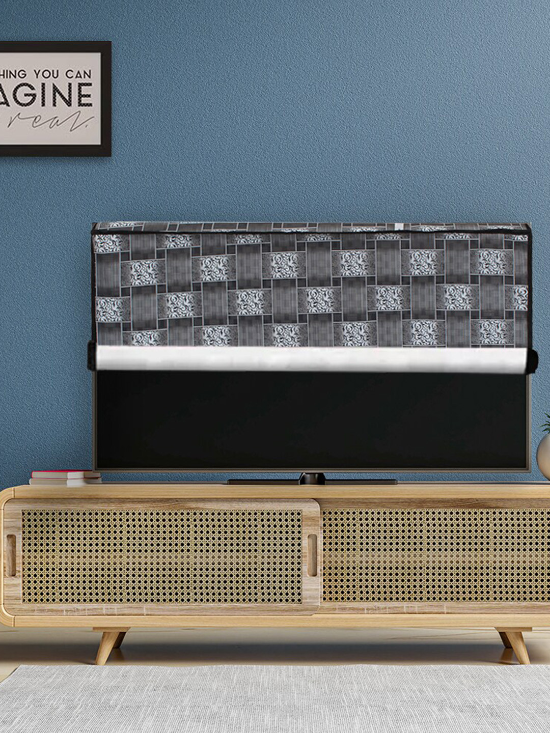 DREAM CARE Black & White Transparent & Printed Flap 26 Inch Waterproof LED TV Protector