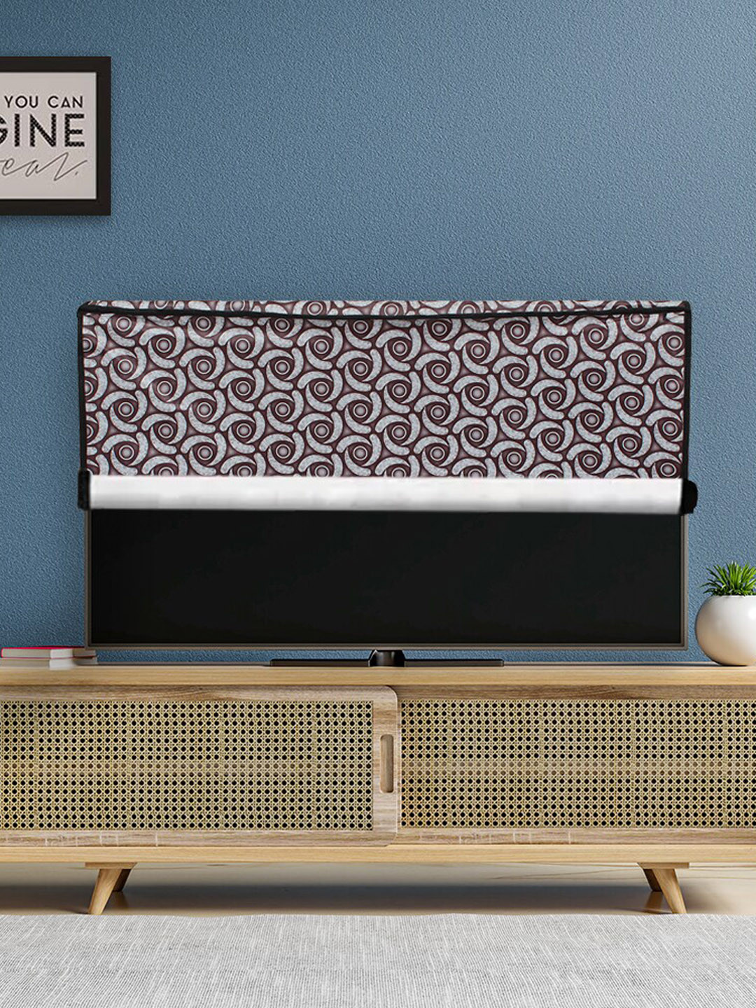 DREAM CARE Brown & White Transparent & Printed Flap 26 Inch Waterproof LED TV Protector