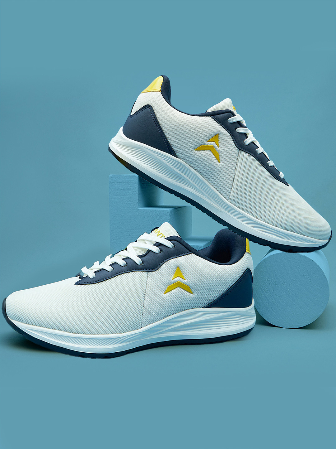 AVANT Men Mach Lightweight Mesh Walking Shoes