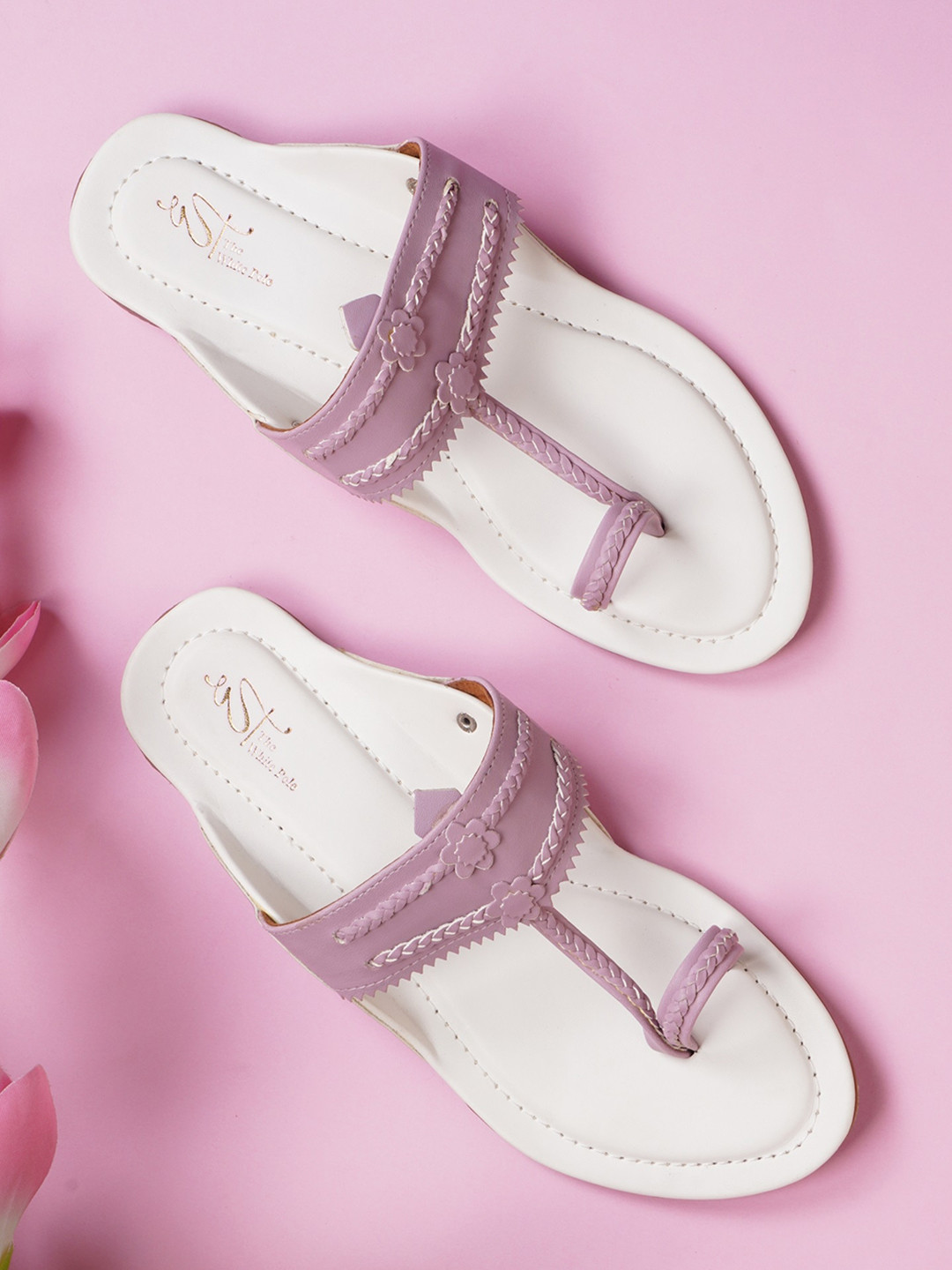 THE WHITE POLE Braided Strap One Toe Flats