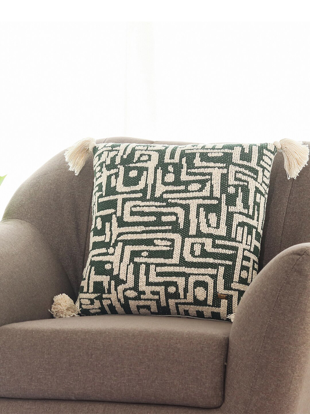 Pluchi Green & White Pure Cotton Abstract Square Cushion Cover