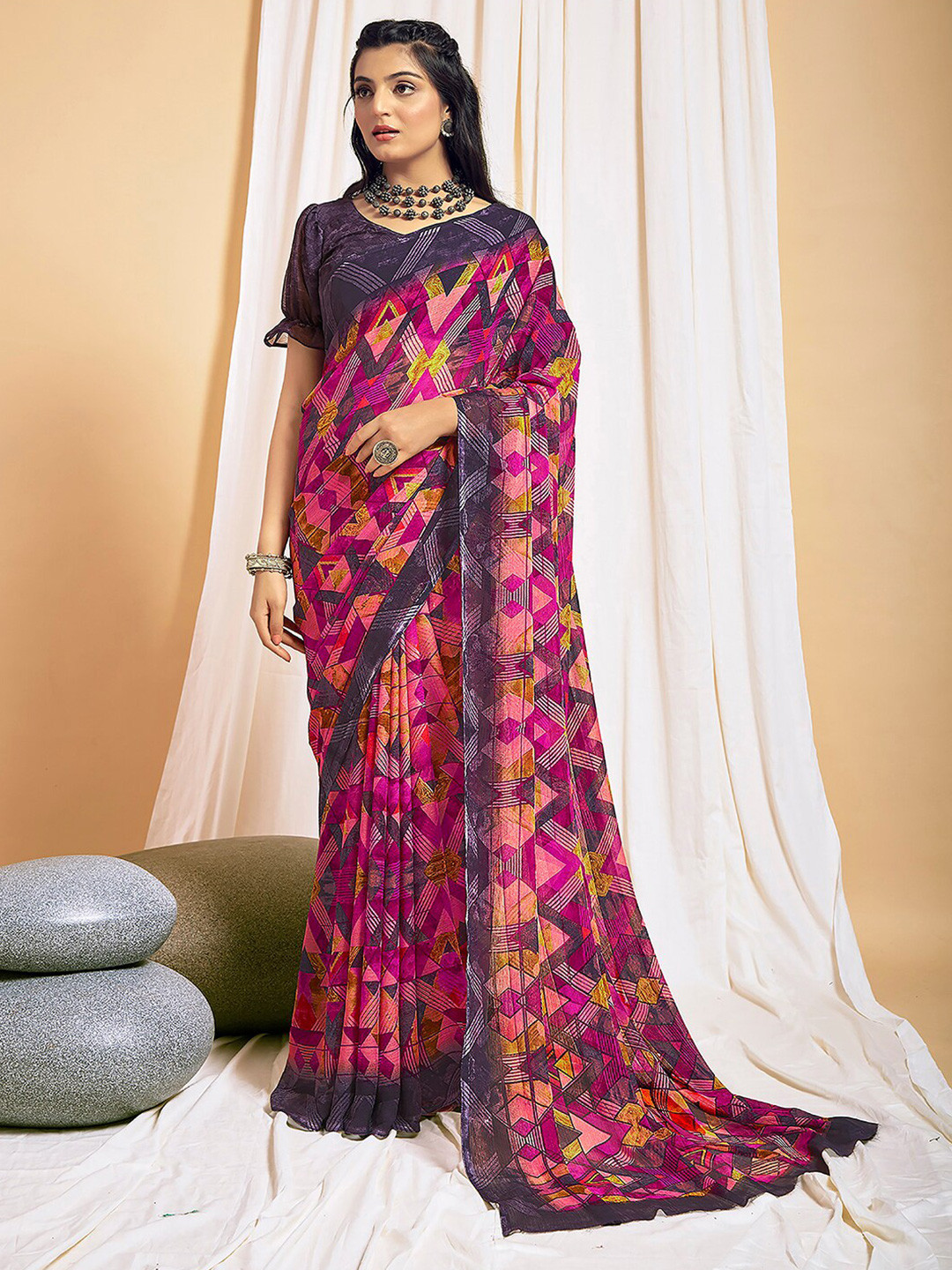 Kasak Abstract Printed Pure Chiffon Saree
