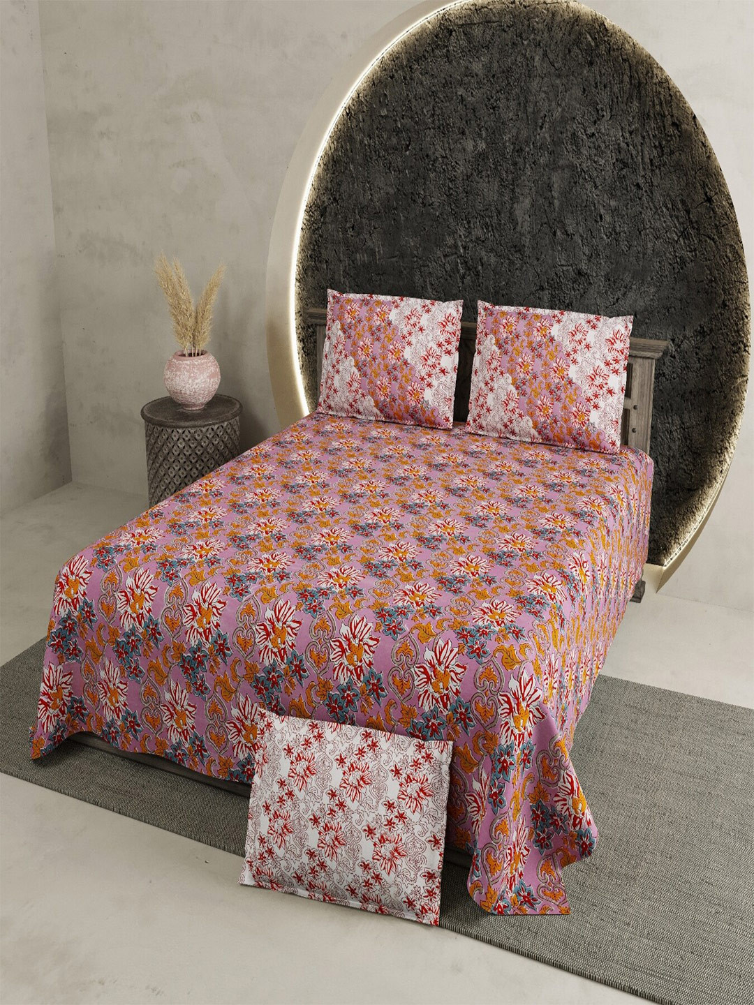 JAIPUR PRIME Jaipuri Peach Floral Pure Cotton 210 TC Super King Fine Bedsheet with 2 Pillow Covers-106 x 106 inches