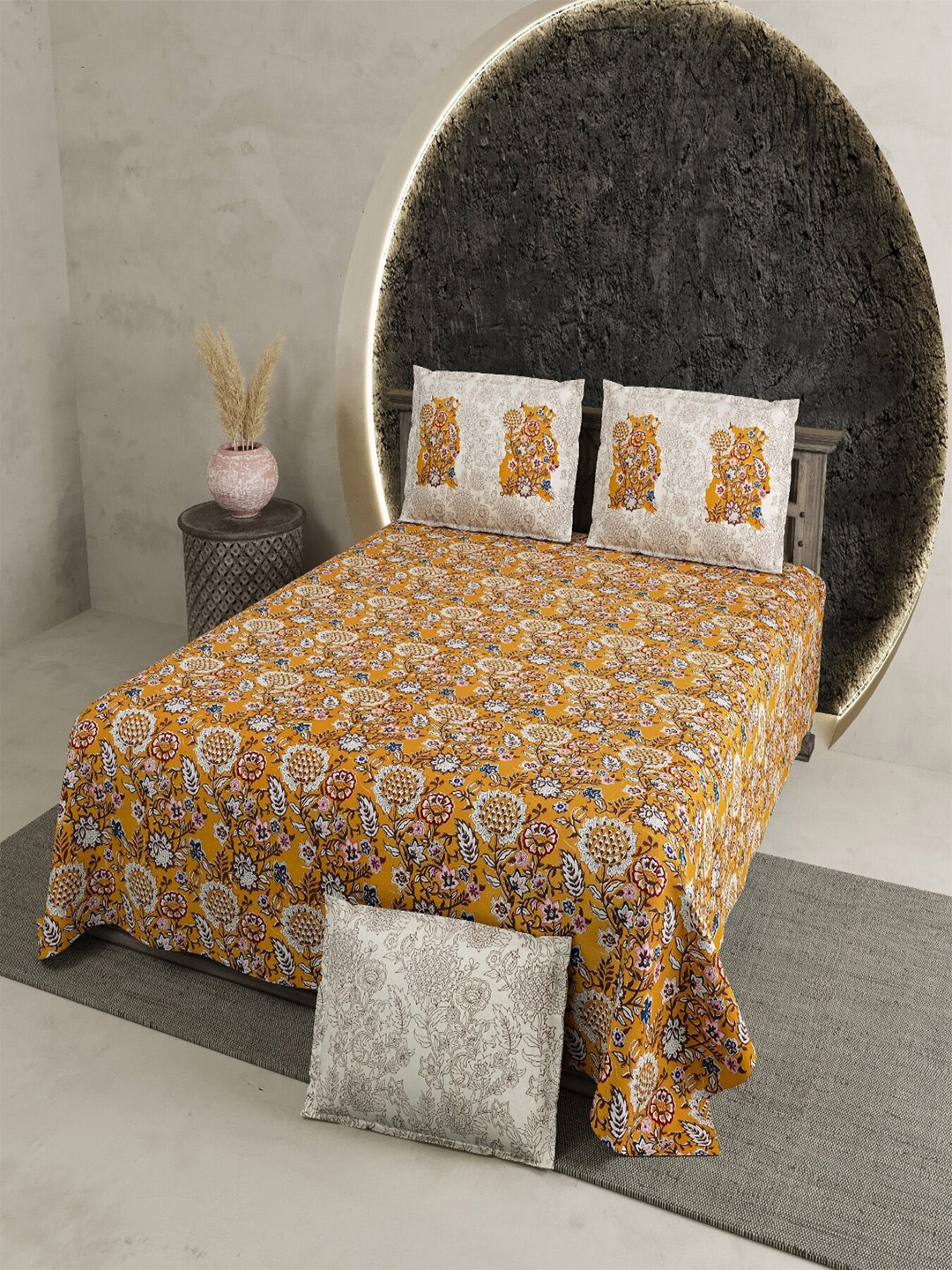 JAIPUR PRIME Yellow Floral Cotton 210 TC Super King Fine Bedsheet with 2 Pillow Covers-270 x 270 cm