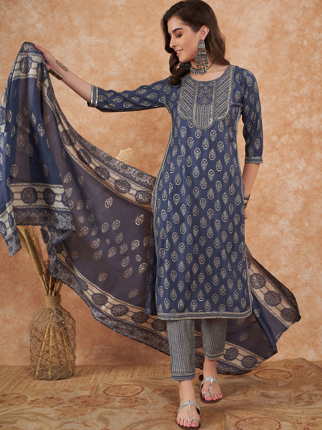 all about you Navy Blue Ethnic Motifs Printed Thread Work Straight Kurta Set