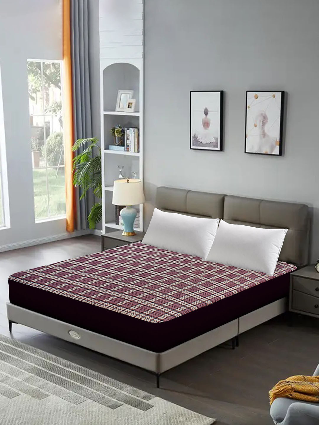 DREAM CARE Maroon & White Geometric Printed Stretchable Queen Bed Mattress Protector