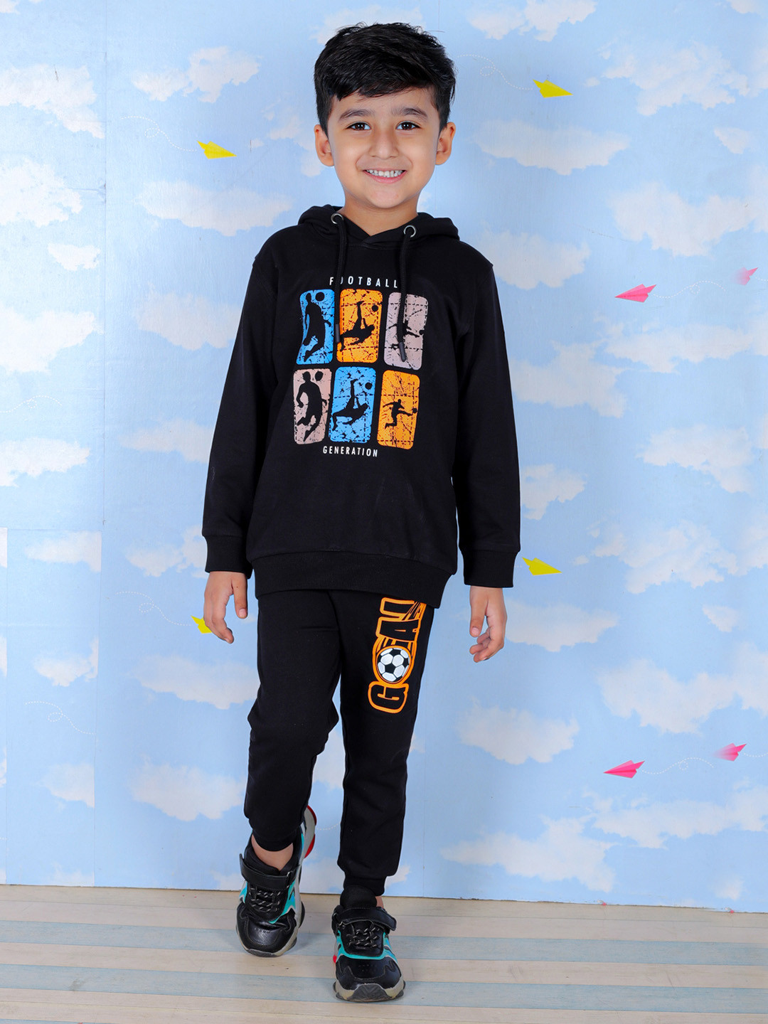 The Mom Store Kids Graphic Printed Jogger Set