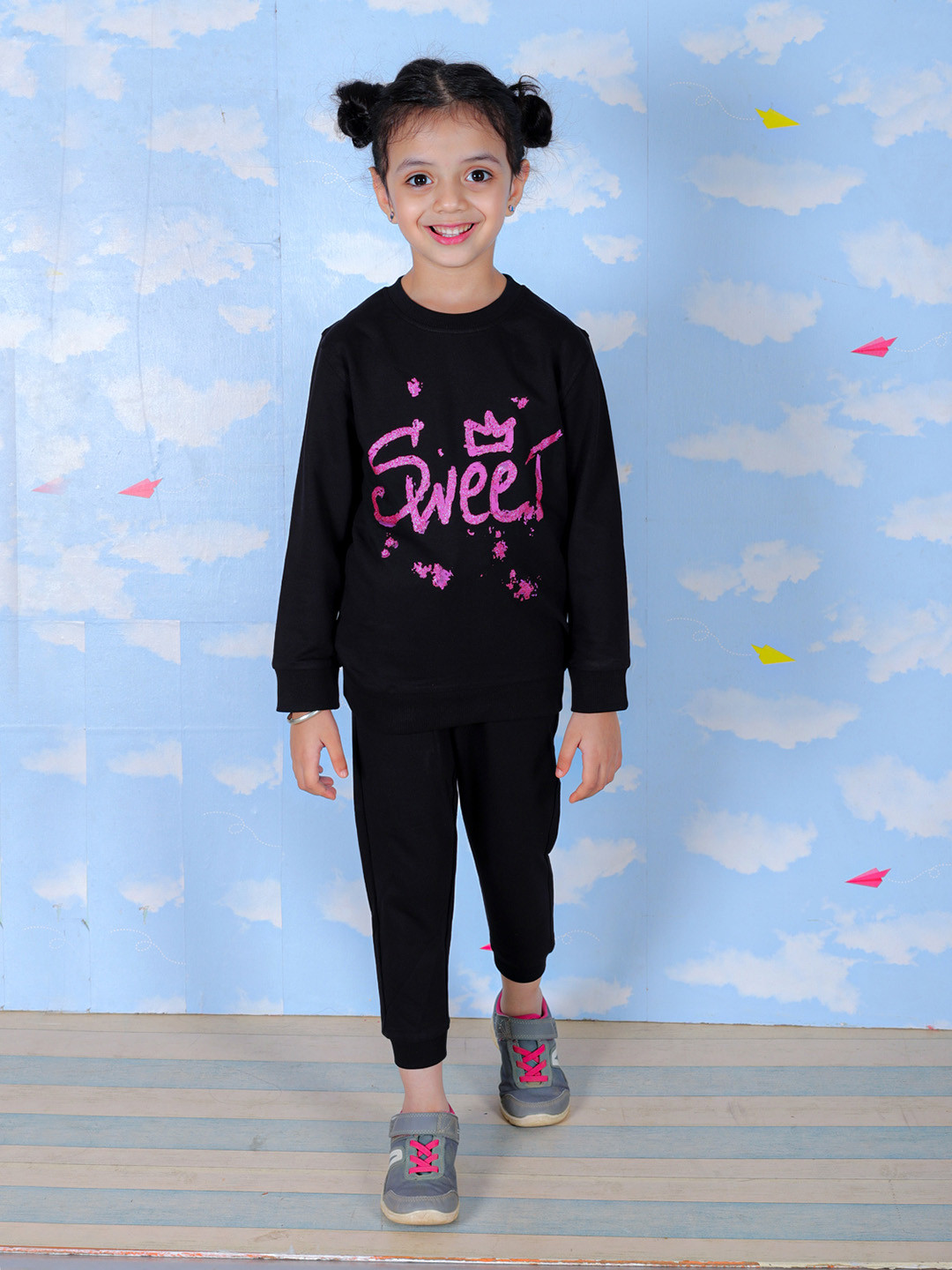 The Mom Store Kids Graphic Printed Jogger Set