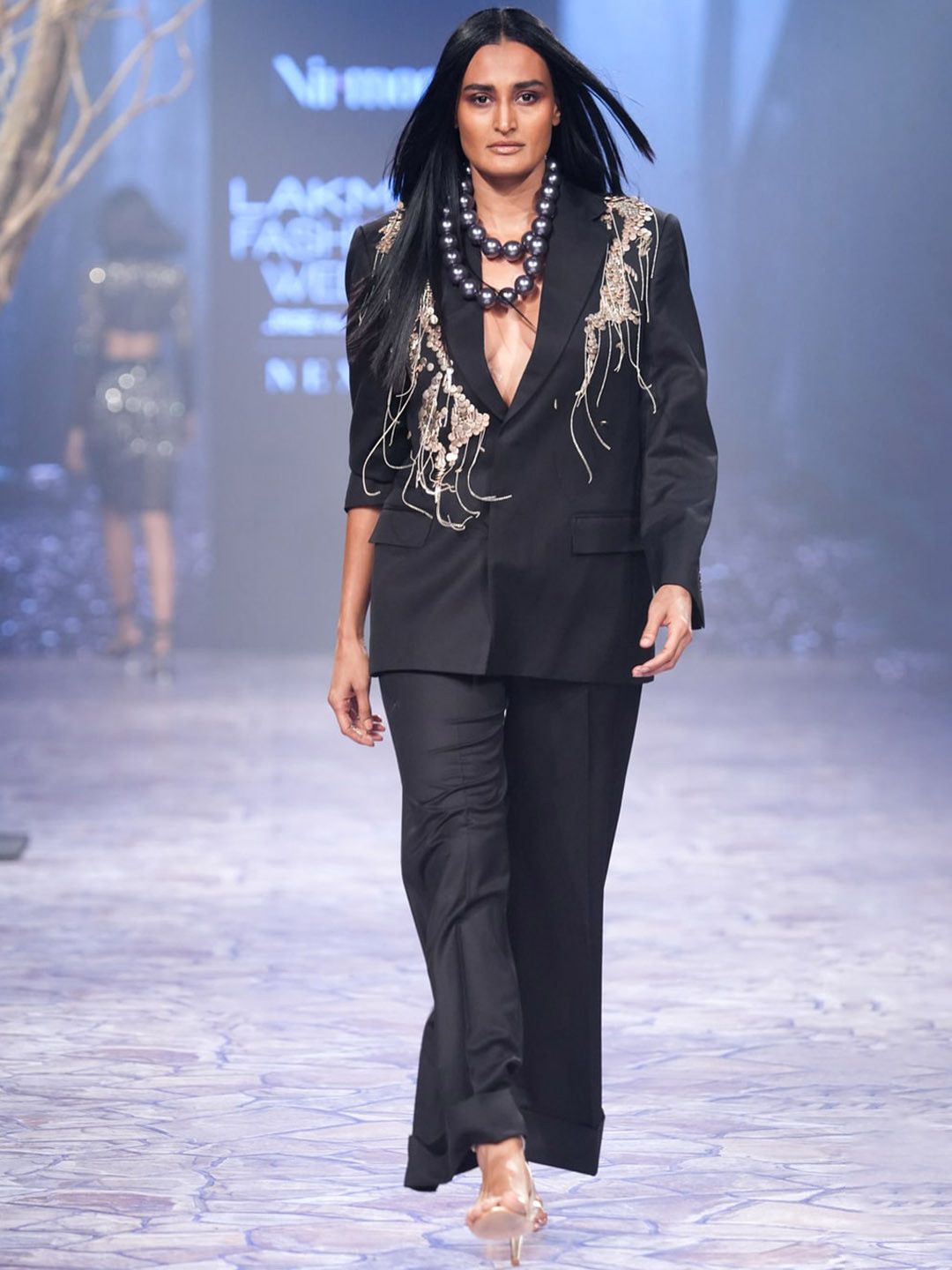 NIRMOOHA Carbon Embriodered Wool Blazer