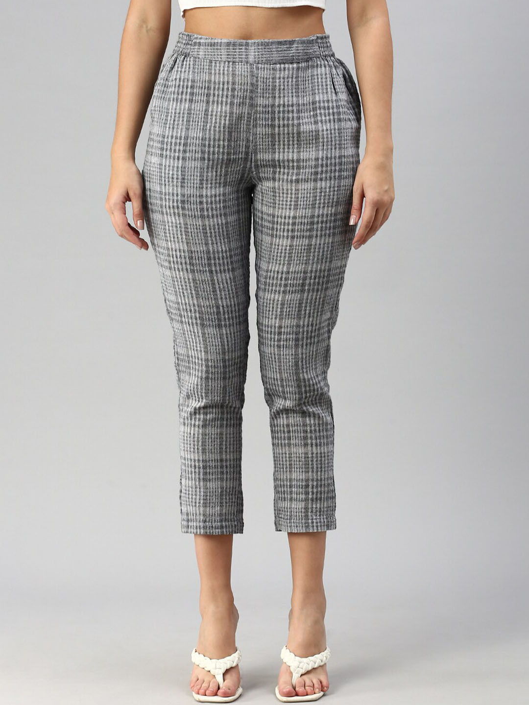 De Moza Women Norma High-Rise Cotton Cigarette Trousers