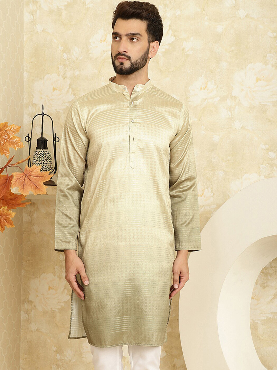 SOJANYA Geometric Embroiderd Sequinned Cotton Silk Jacquard Straight Kurta
