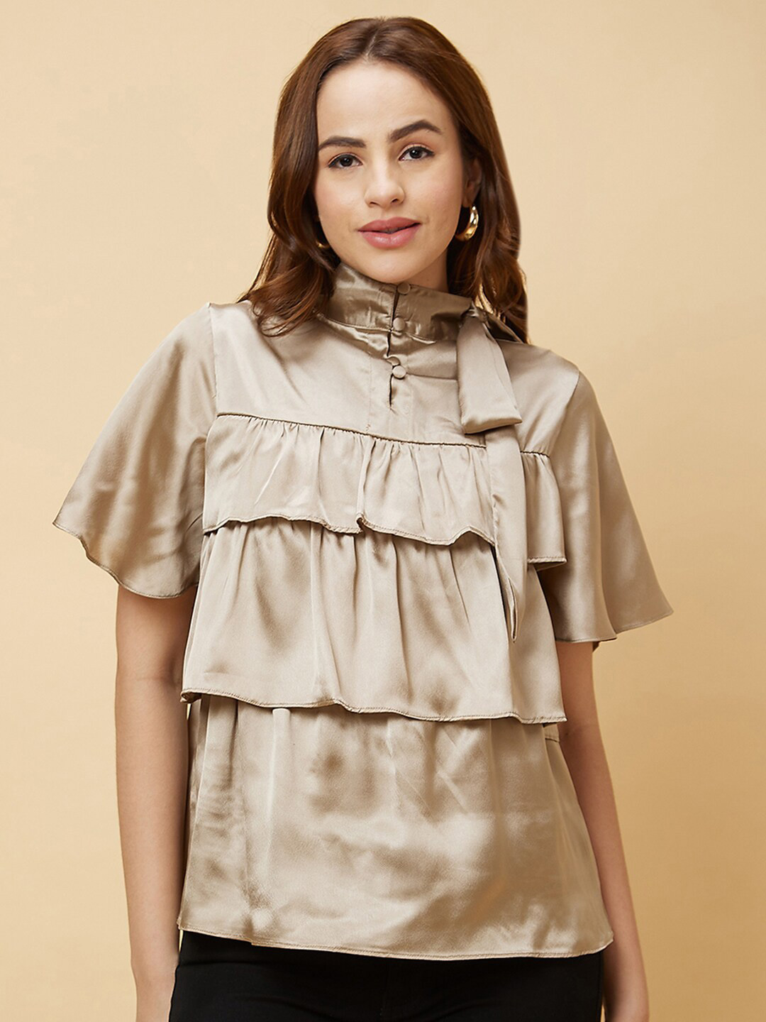 Globus Gold-Toned Flutter Sleeve Layered Satin Tiered Top