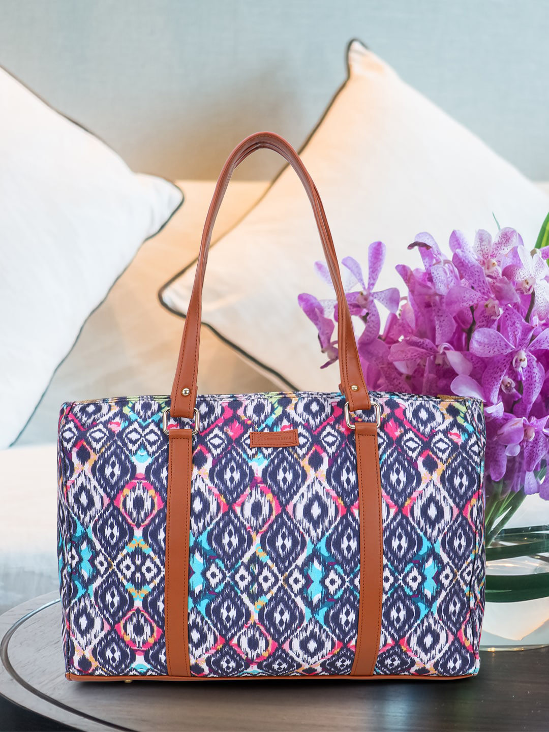 SHINING STAR Ethnic Motifs Printed Oversized Shopper Handheld Bag