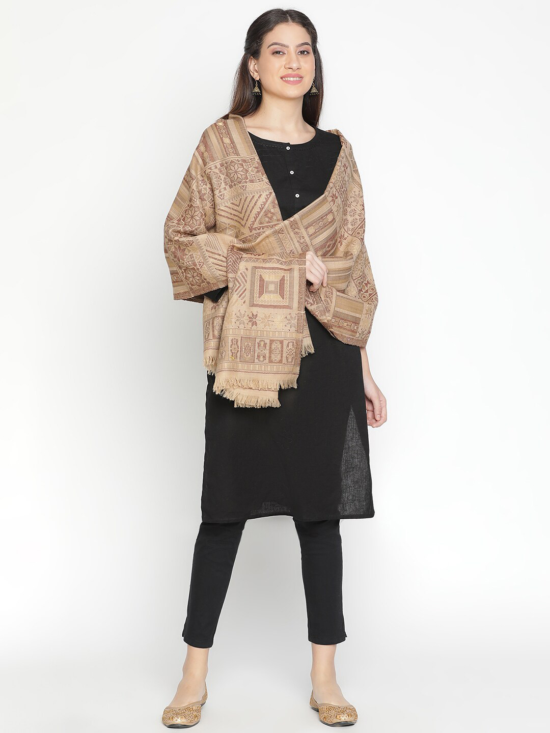 SHINGORA Geometric Woven-Design Woollen Shawl