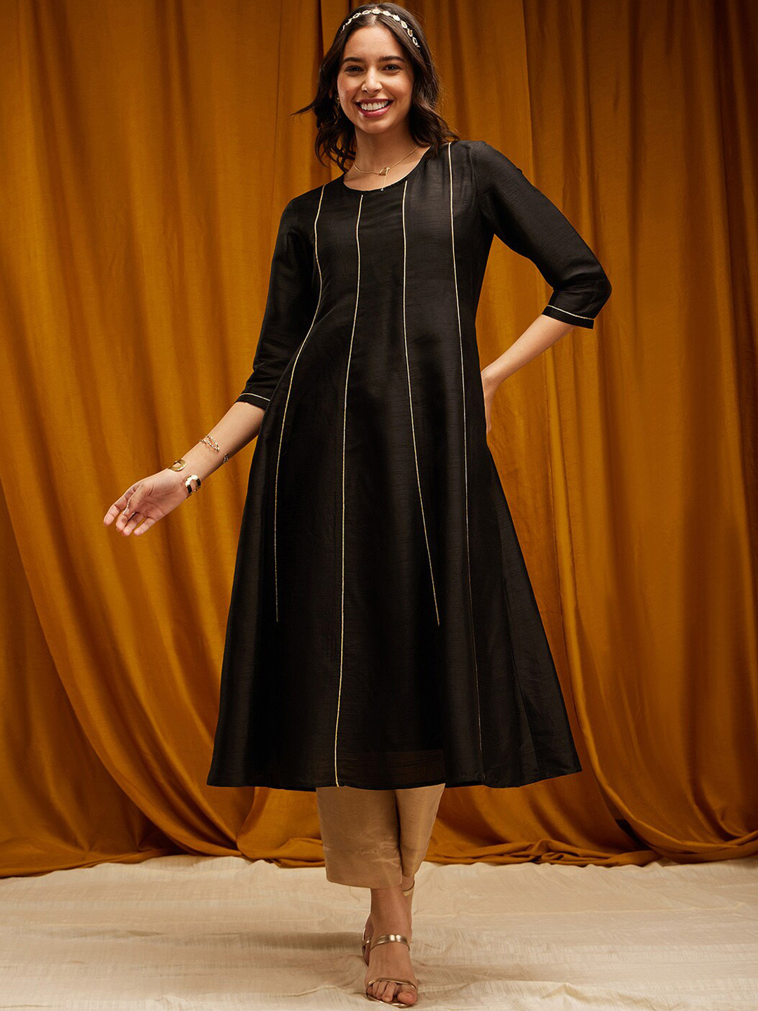 Pink Fort Round Neck A-Line Kurta