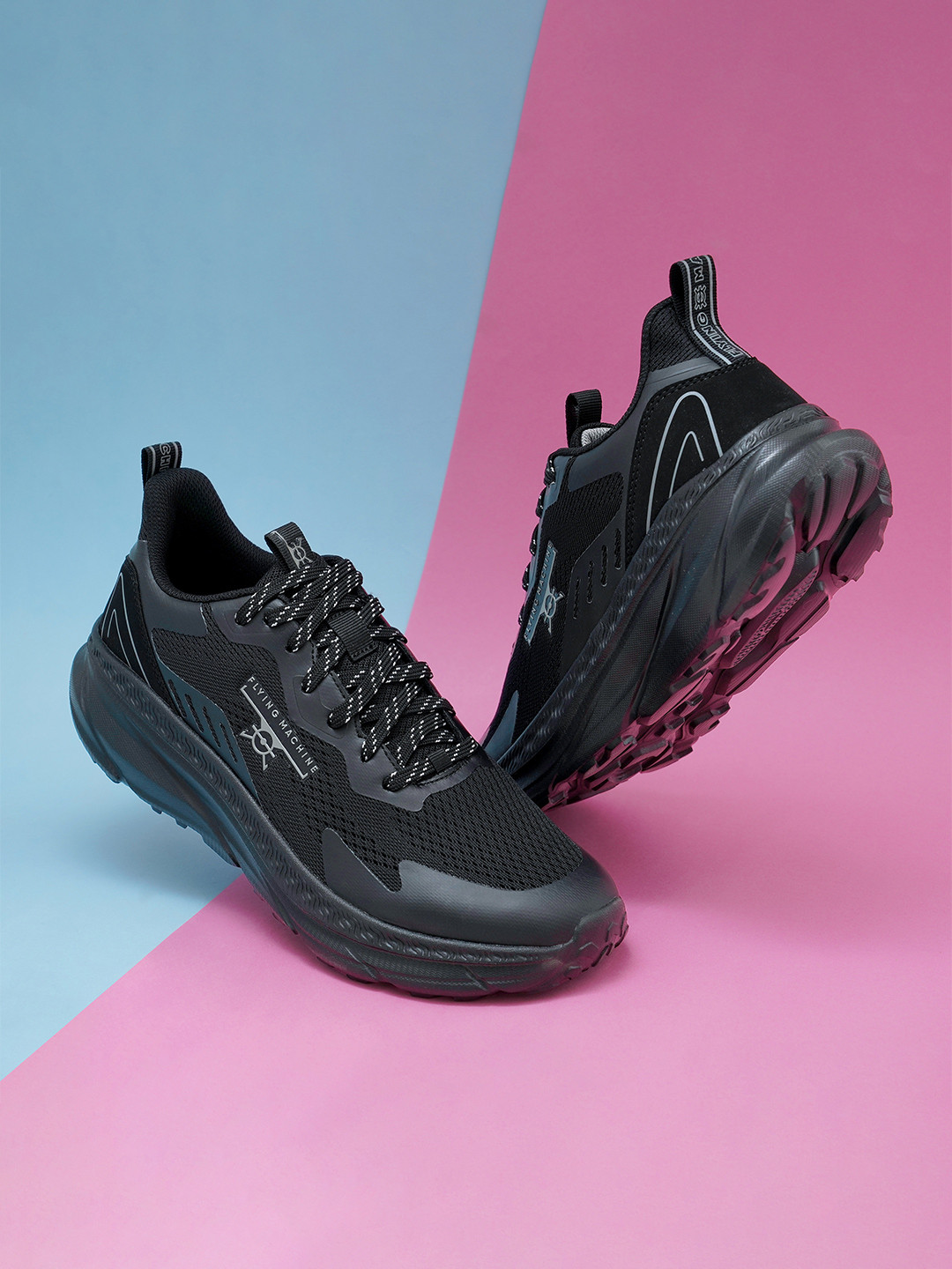 Flying Machine Men ASTON Textured Textile Comfort Insole Basics Sneakers