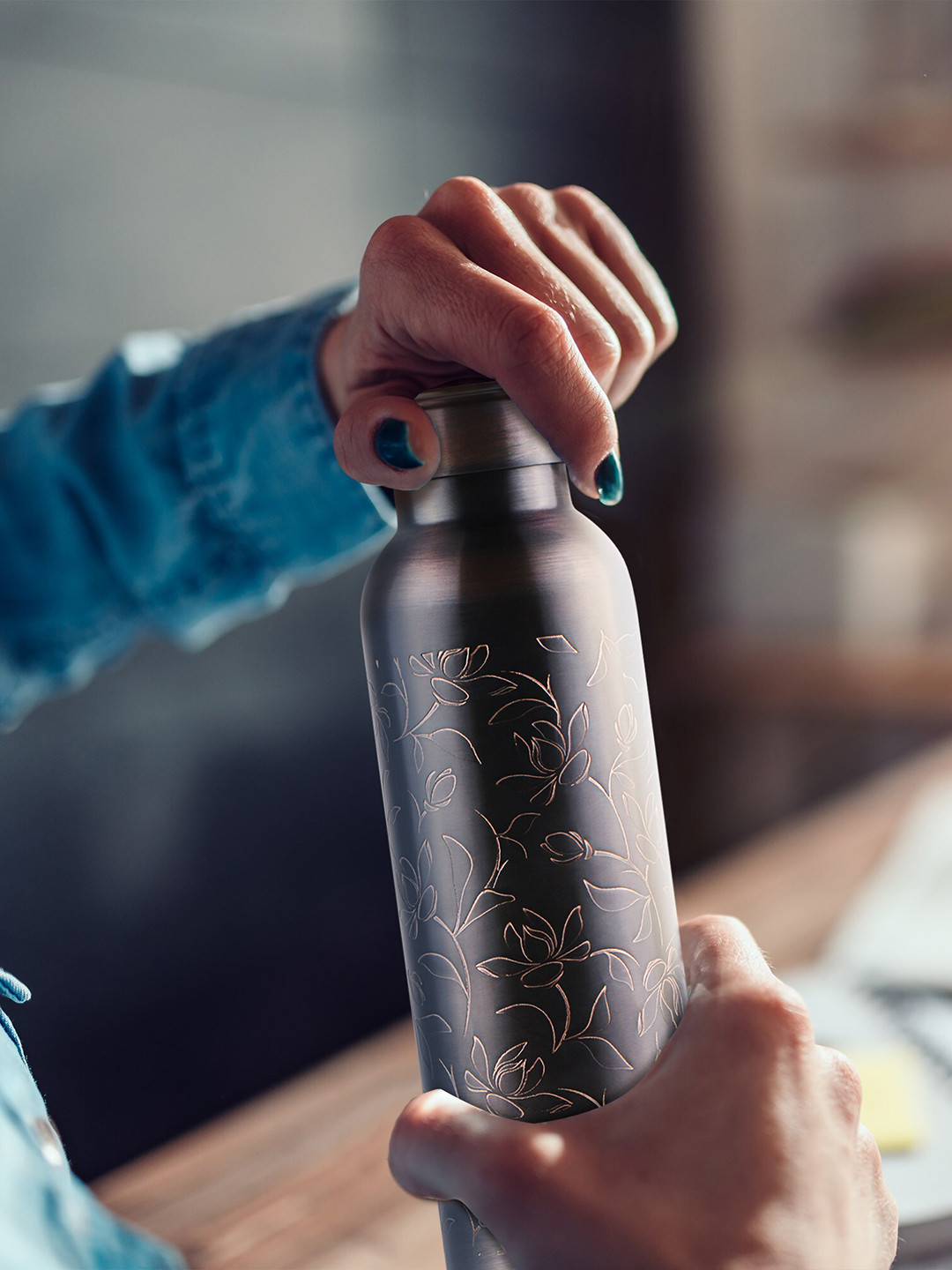 Milton Swasth Black Floral Copper Spill Proof Water Bottle - 940ml