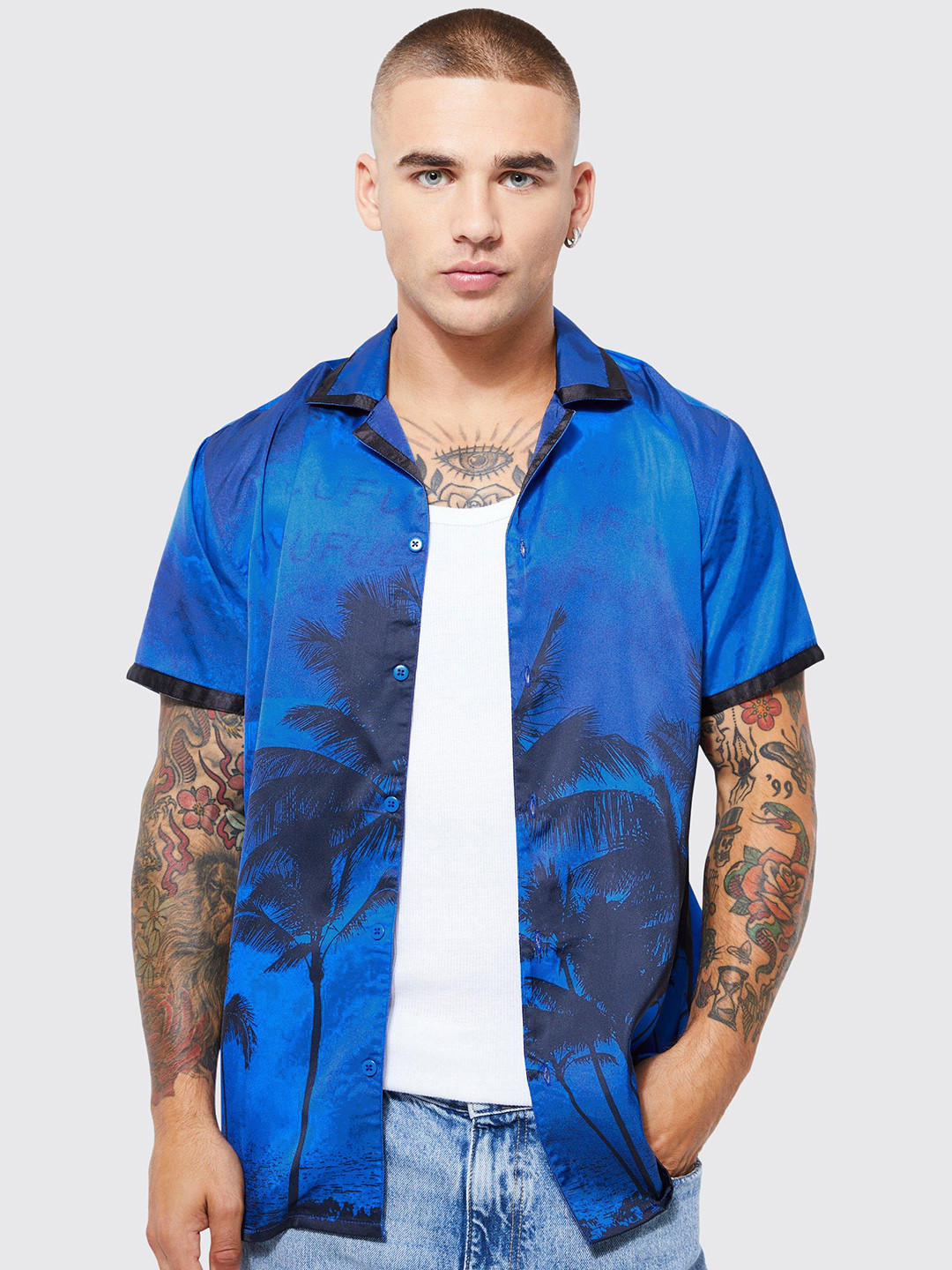 boohooMAN Satin Finish Palm Print Casual Shirt