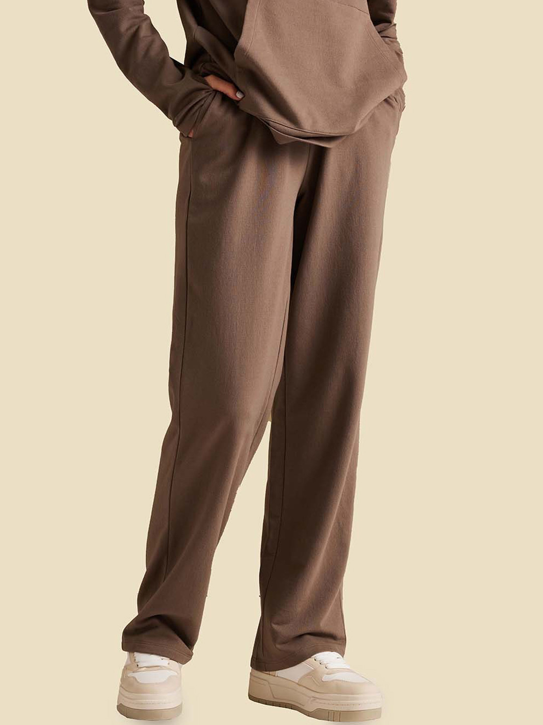 Muvazo Women Mid-Rise Training or Gym Straight-Fit Fleece Track Pant