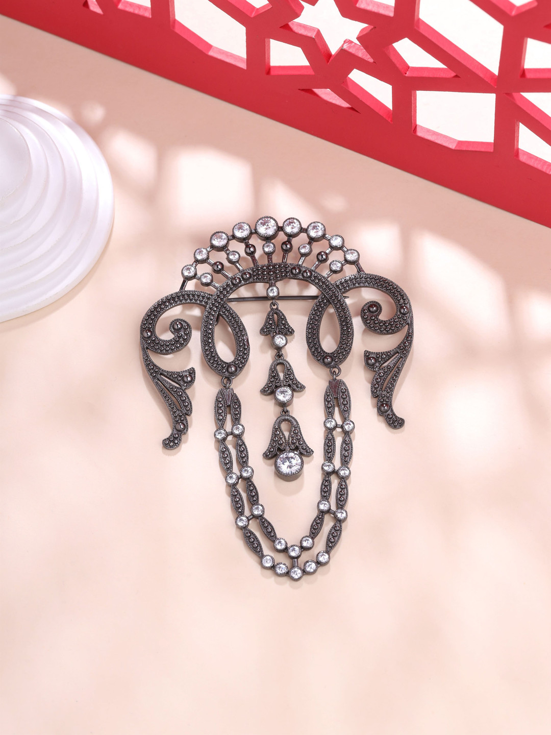 COSA NOSTRAA Men Metallic Victorian Tales Brooch