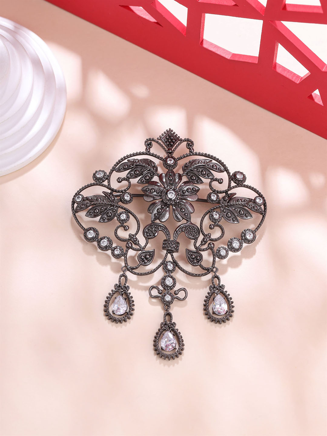 COSA NOSTRAA Men Stone Studded Vintage Flora Brooch