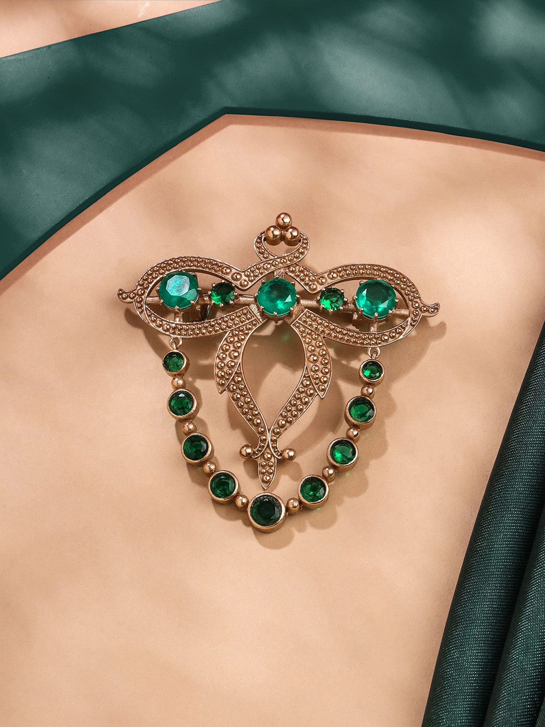 COSA NOSTRAA Men Stones Studded Super Stud Brooch