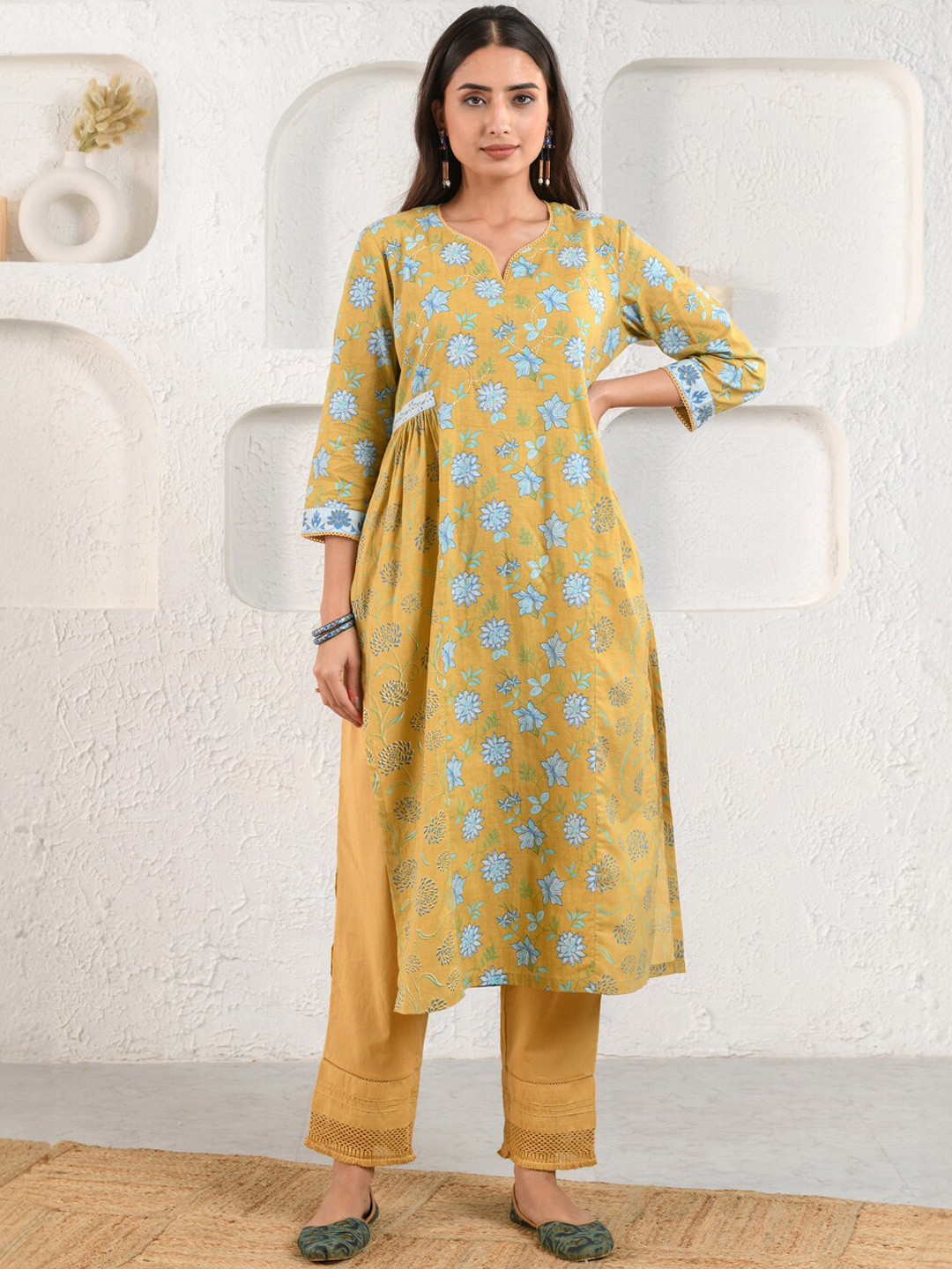 Prakriti Jaipur Floral Printed Cotton Pleated Straight Kurta