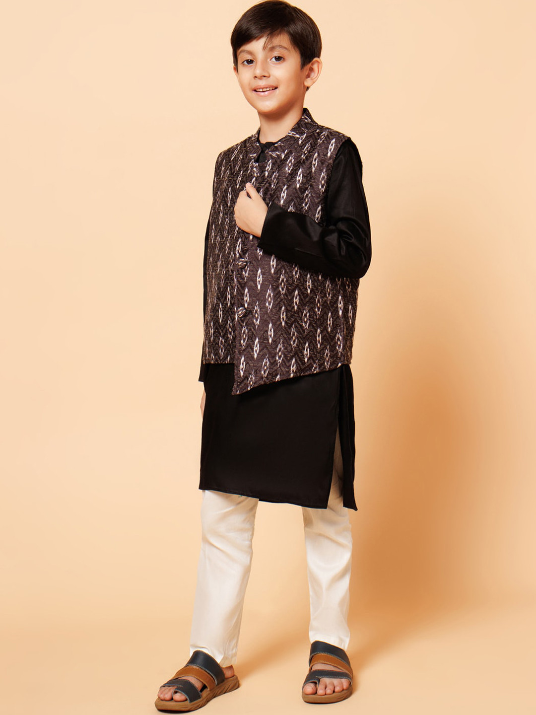 PICCOLO Boys Mandarin Collar Long Sleeves Kurta With Pyjamas & Nehru Jacket