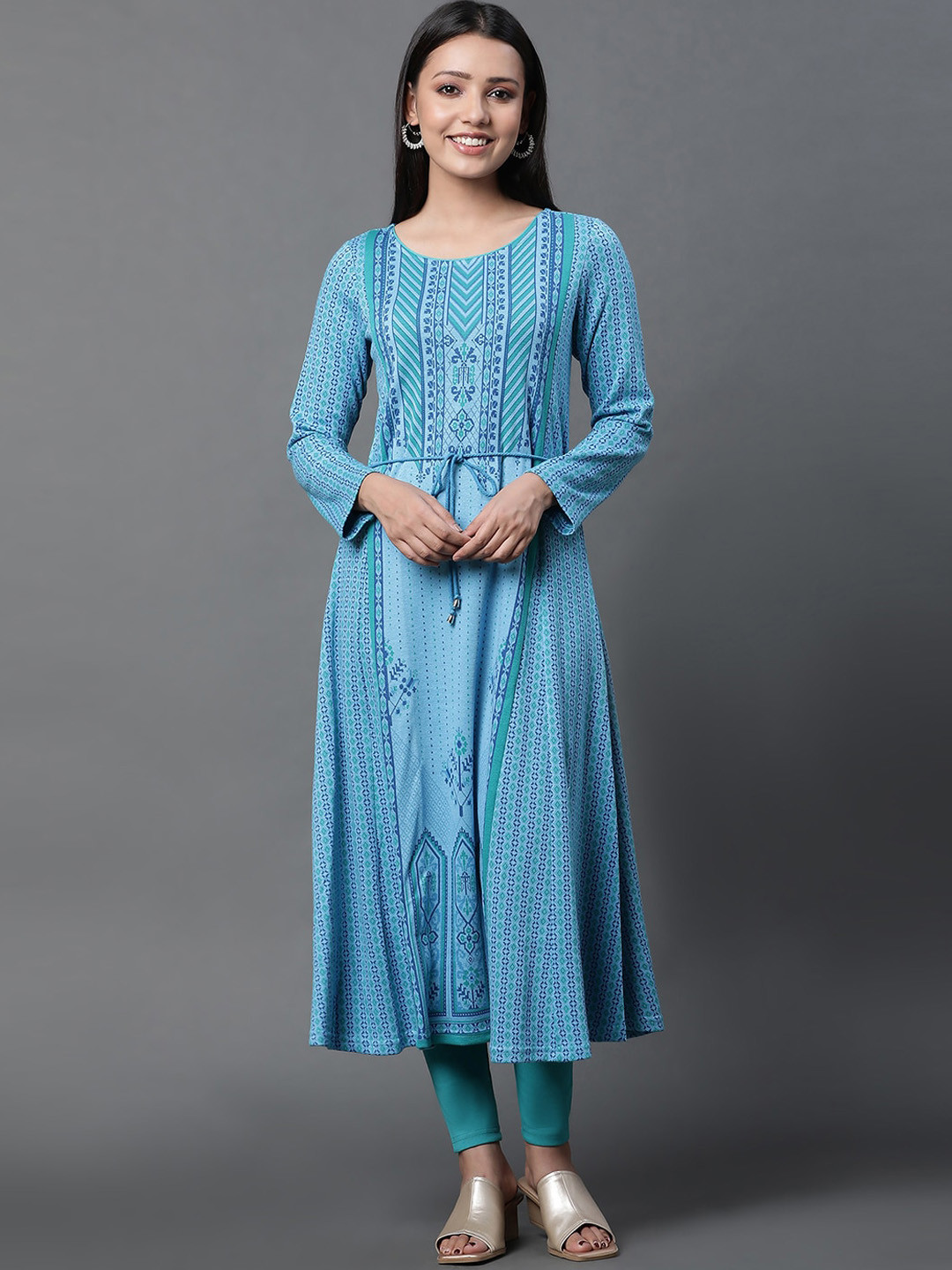 AURELIA Ethnic Motifs Printed A-Line Straight Kurta & Leggings