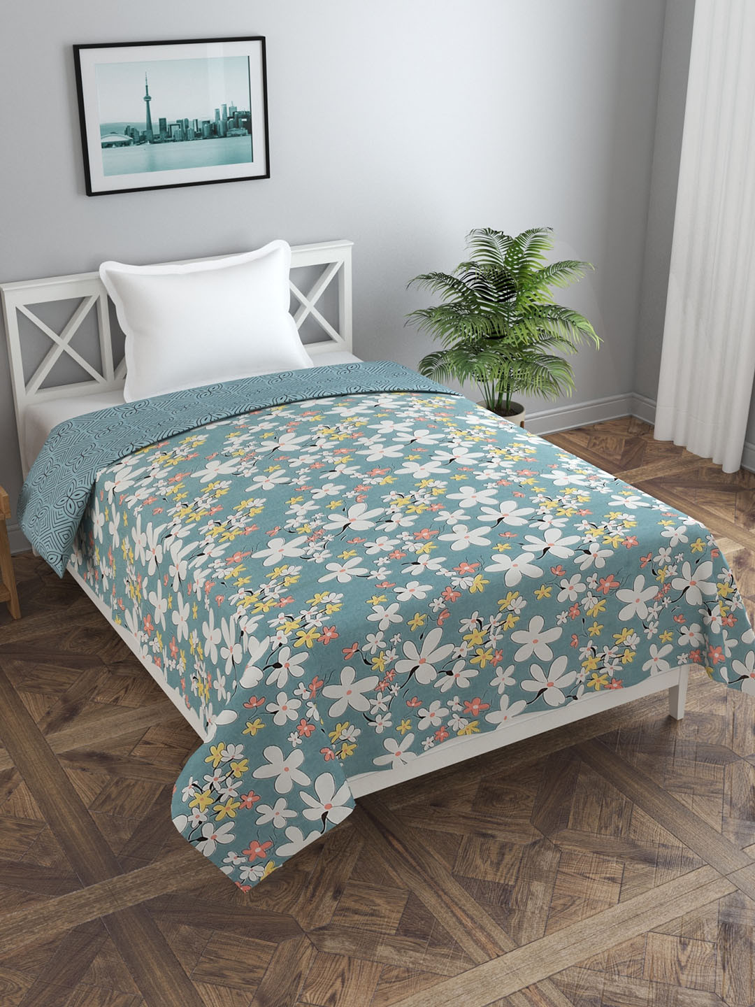 MORADO Green & White Printed Reversable Single Duvet Cover