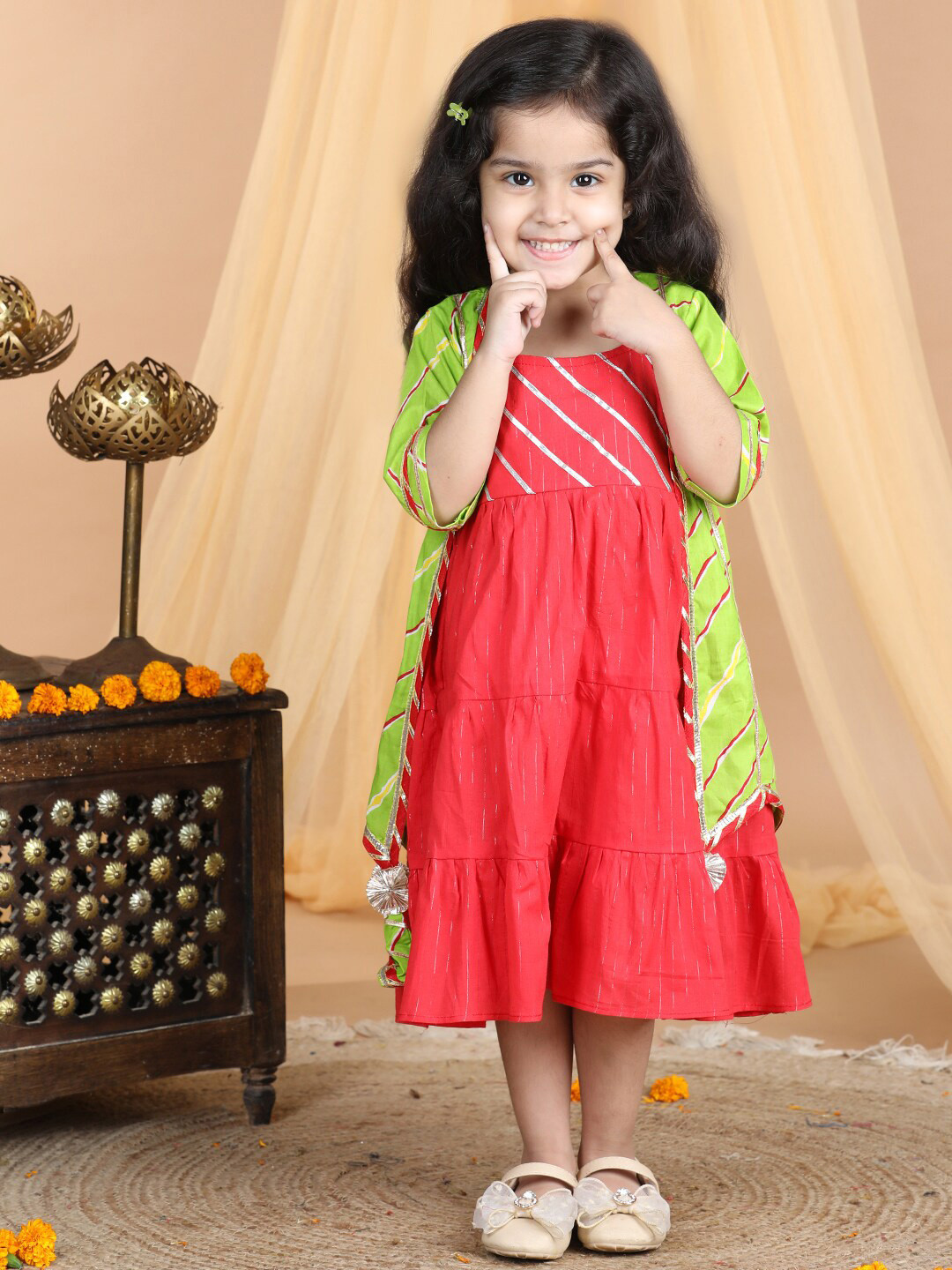 Here&Now X Kinder Kids Girls Gotta Patti Sleeveless Cotton Ethnic Dress With Lehriya Printed jacket