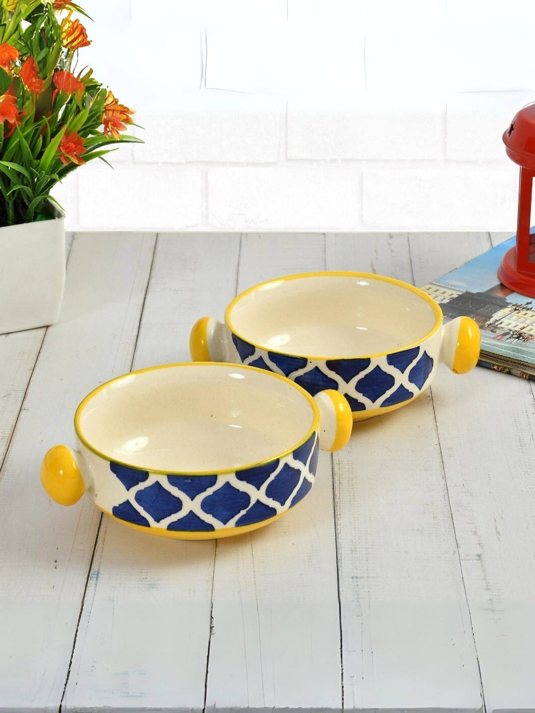 CLIO'S HERITAGE STORE Navy Blue & Yellow 2 Pieces Printed Ceramic Bowls & Handles