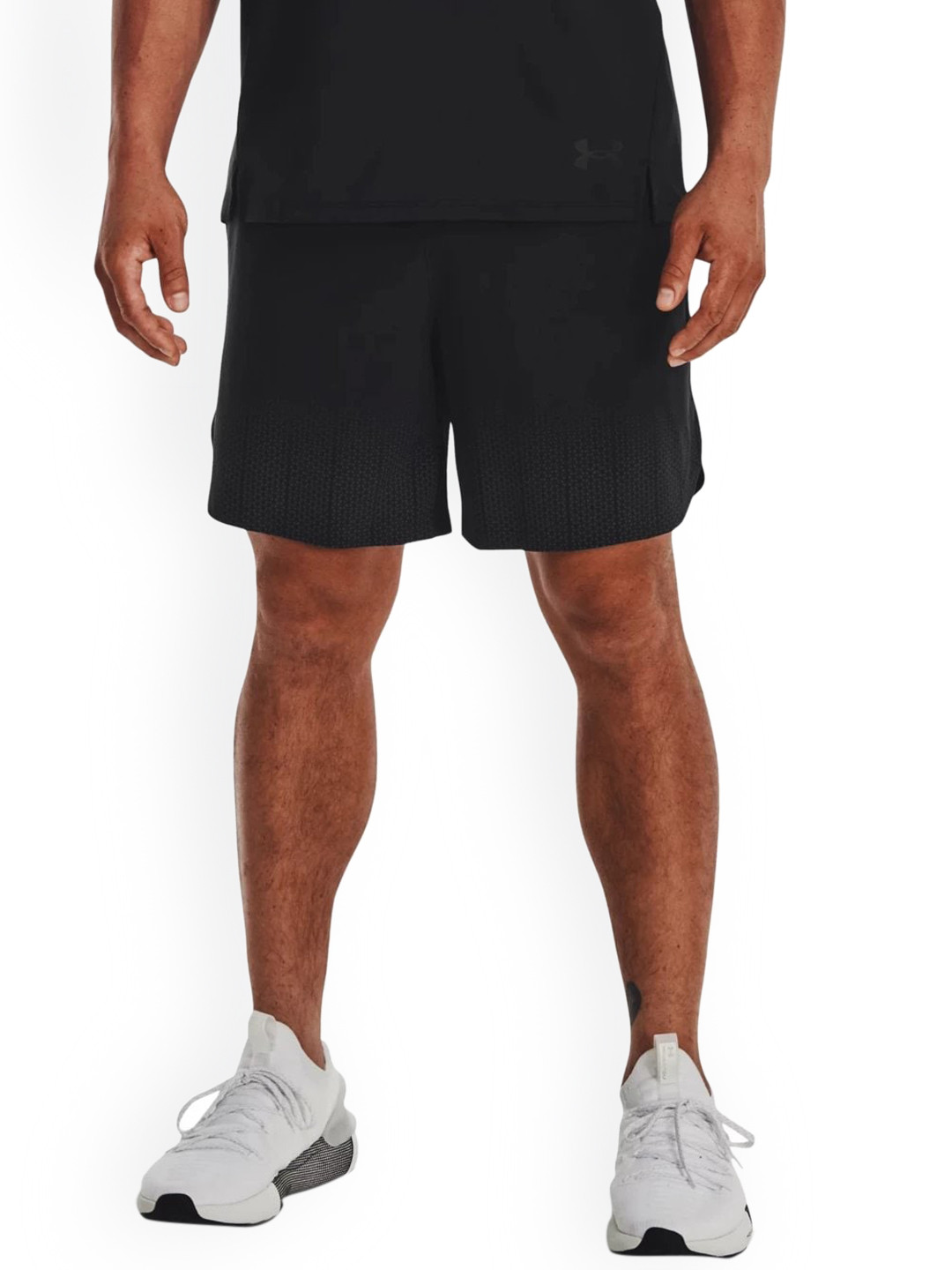 UNDER ARMOUR Men ArmourPrint Peak Woven Slim-Fit Sports Shorts