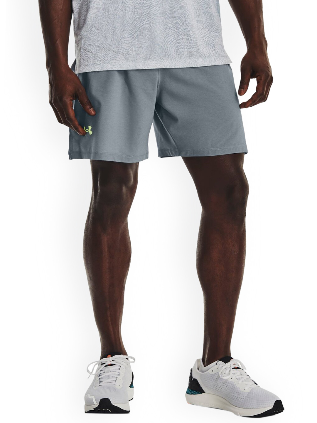 UNDER ARMOUR Men Slim-Fit Sports Shorts